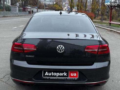 Volkswagen Passat 2018 серый - фото 17