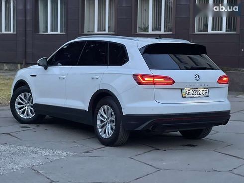 Volkswagen Touareg 2020 - фото 6