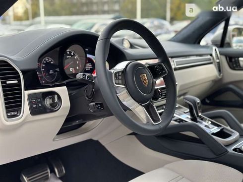 Porsche Cayenne 2022 - фото 21