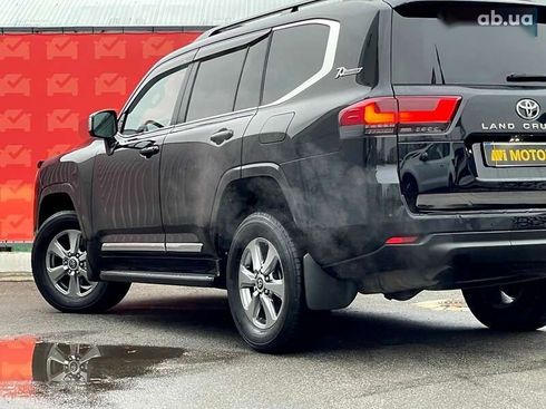 Toyota Land Cruiser 2021 - фото 17