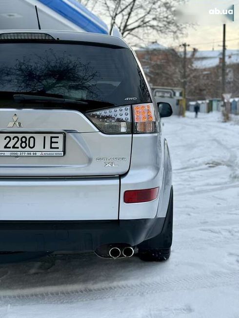Mitsubishi Outlander XL 2007 - фото 13