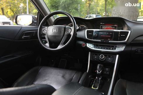 Honda Accord 2015 - фото 11