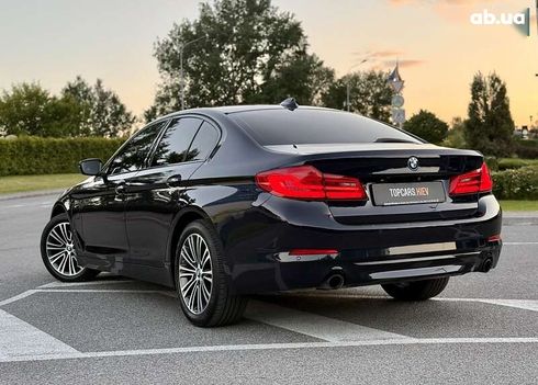 BMW 5 серия 2017 - фото 11