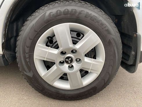 Mitsubishi Outlander 2012 - фото 13