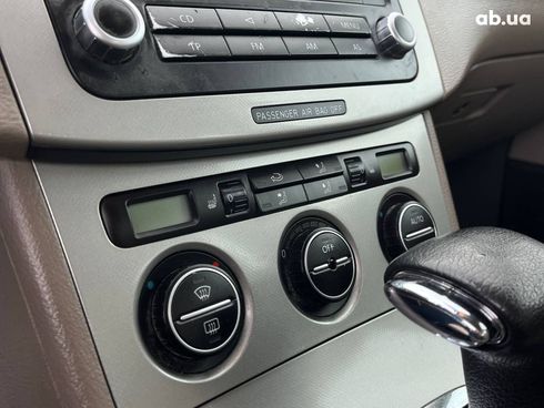 Volkswagen passat b6 2005 коричневый - фото 4