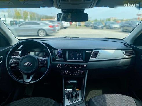 Kia Niro 2017 - фото 30