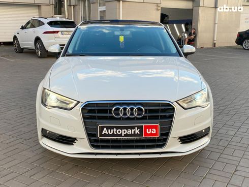 Audi A3 2015 белый - фото 2