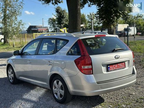 Kia Cee'd 2011 - фото 20