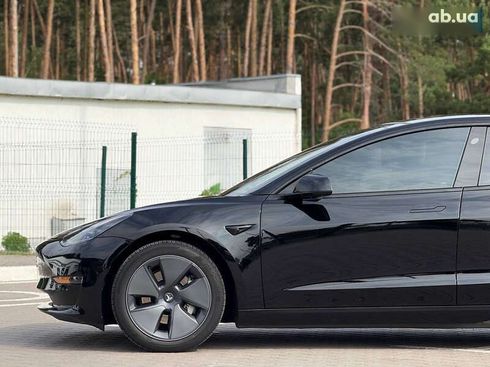 Tesla Model 3 2022 - фото 13