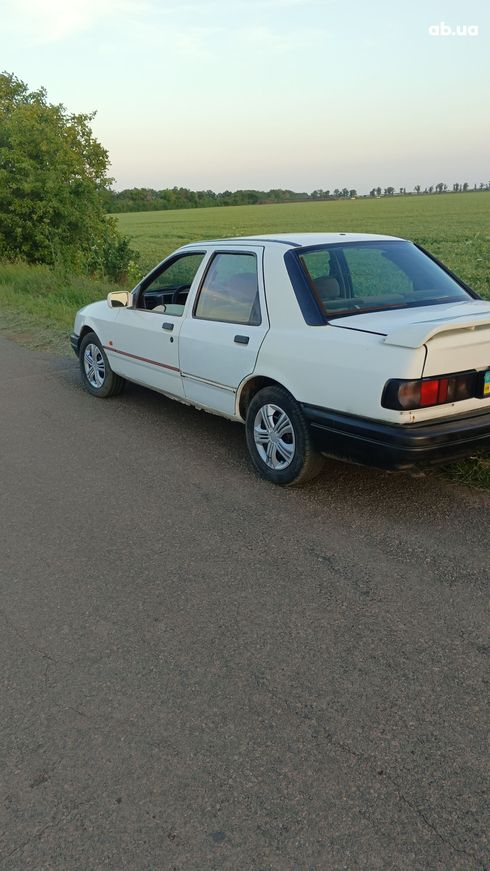 Ford Sierra 1990 белый - фото 7
