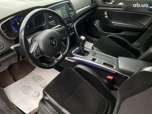 Renault Megane 2016 - фото 9