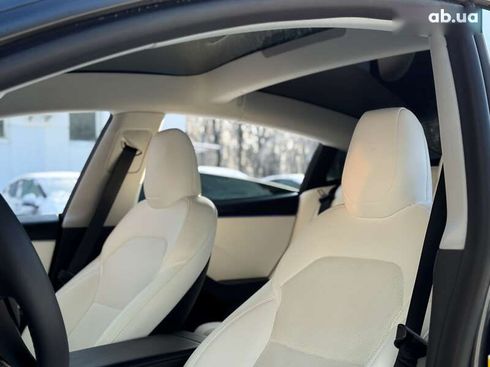 Tesla Model 3 2024 - фото 14