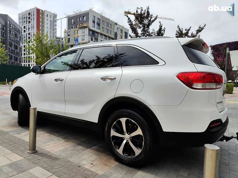 Kia Sorento 2015 - фото 13