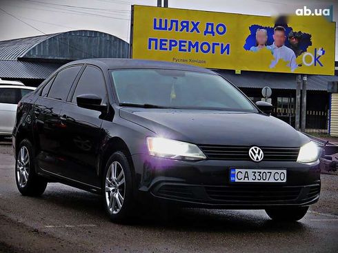 Volkswagen Jetta 2012 - фото 2