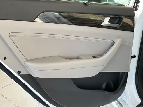 Hyundai Sonata 2017 белый - фото 18