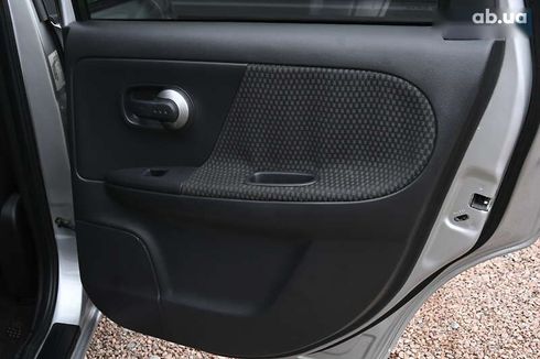 Nissan Note 2006 - фото 25