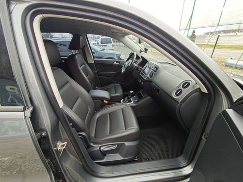 Volkswagen Tiguan 2017 серый - фото 14