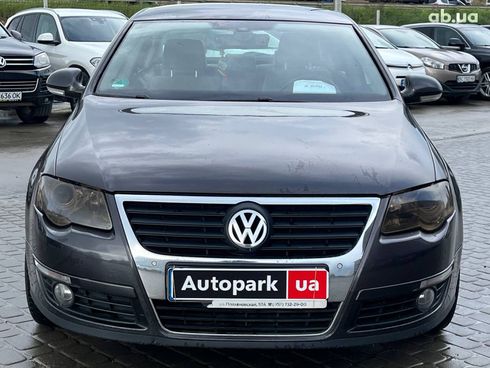 Volkswagen passat b6 2005 коричневый - фото 2