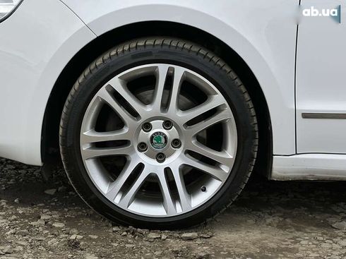 Skoda Superb 2012 - фото 16