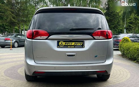 Chrysler Pacifica 2018 - фото 6