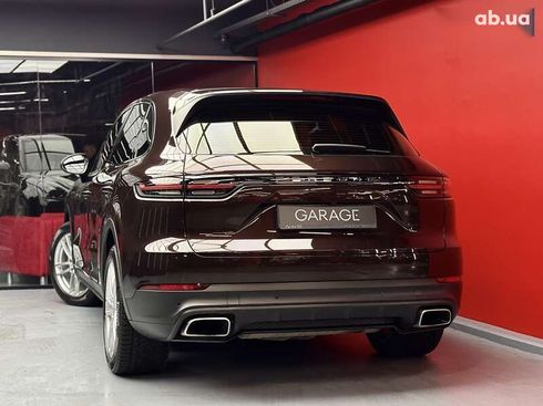 Porsche Cayenne 2020 - фото 28