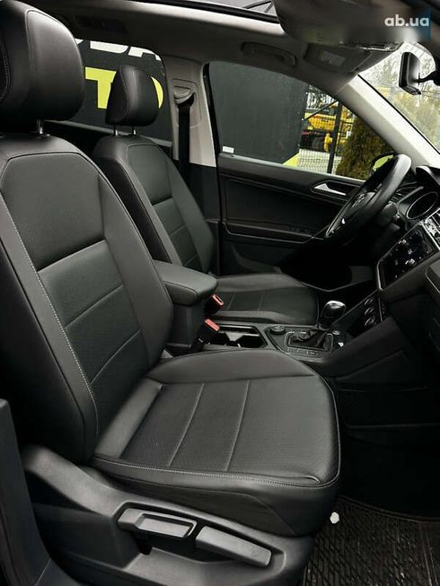 Volkswagen Tiguan 2019 - фото 17