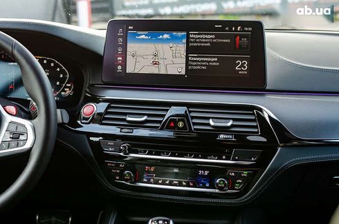 BMW M5 2020 - фото 23