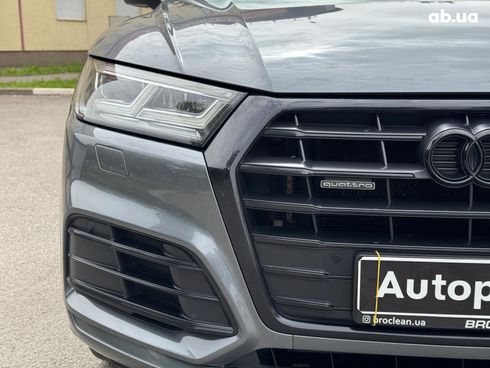 Audi Q5 2020 серый - фото 9