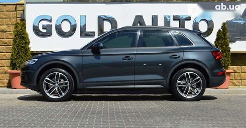 Audi Q5 2017 - фото 9