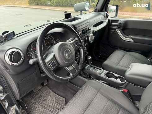 Jeep Wrangler 2011 - фото 15