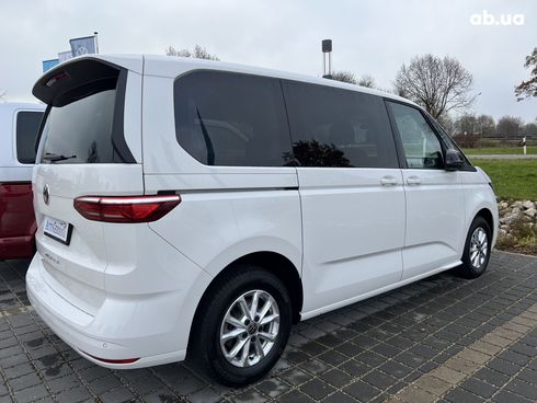 Volkswagen Multivan 2022 - фото 16