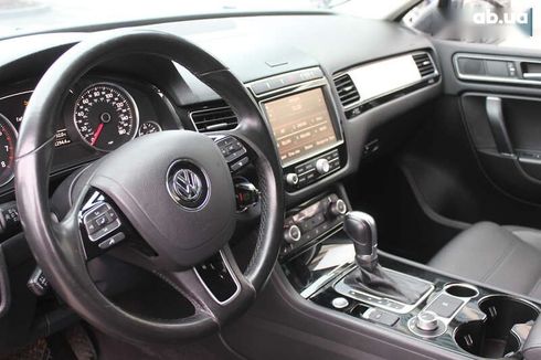 Volkswagen Touareg 2015 - фото 19