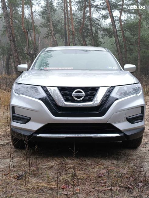 Nissan Rogue 2017 серебристый - фото 3