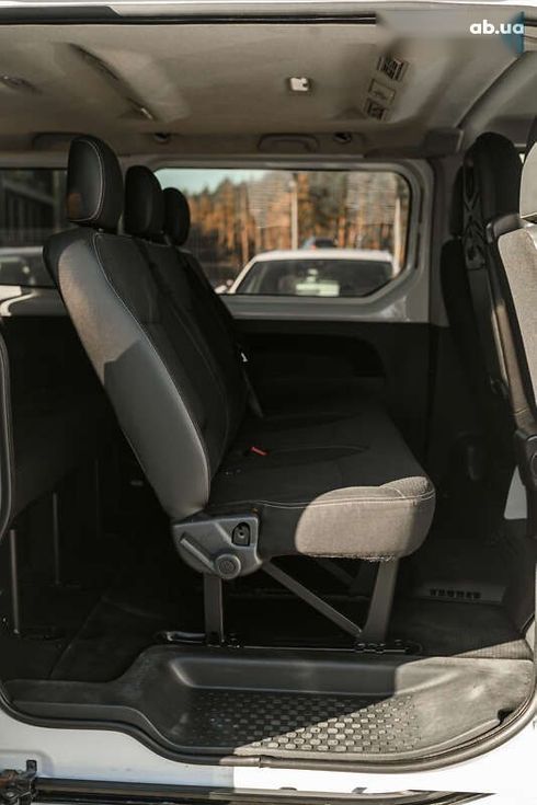 Opel Vivaro 2016 - фото 24