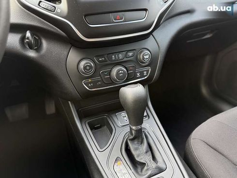 Jeep Cherokee 2020 - фото 22