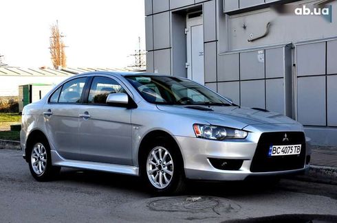 Mitsubishi Lancer 2011 - фото 29