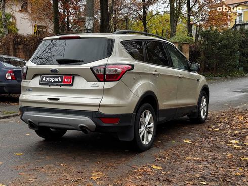Ford Escape 2018 бежевый - фото 7