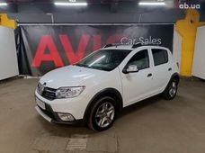 Купити Renault Sandero бу в Україні - купити на Автобазарі