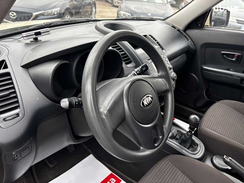 Kia Soul 2011 бежевый - фото 22