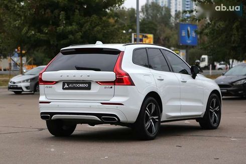 Volvo XC60 2019 - фото 8