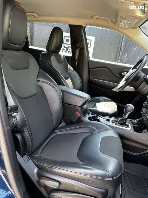 Jeep Cherokee 2017 - фото 20