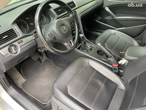 Volkswagen Passat 2014 серый - фото 16
