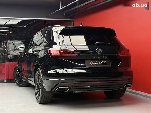 Volkswagen Touareg 2021 - фото 21