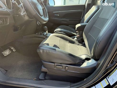 Mitsubishi Outlander 2015 - фото 14