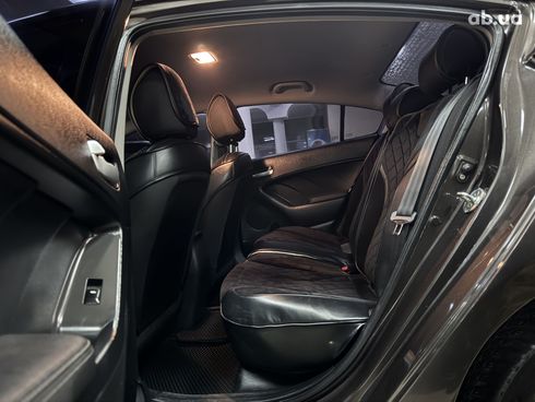 Kia Forte 2017 серый - фото 2