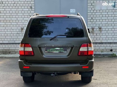 Toyota Land Cruiser 2006 - фото 16