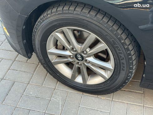 Hyundai Sonata 2015 черный - фото 8