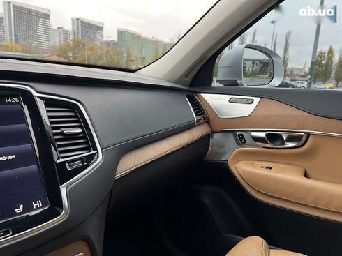 Volvo XC90 2015 - фото 20