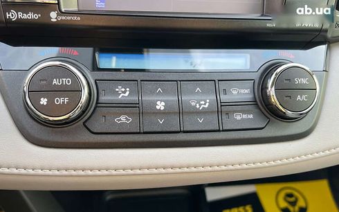 Toyota RAV4 2017 - фото 17