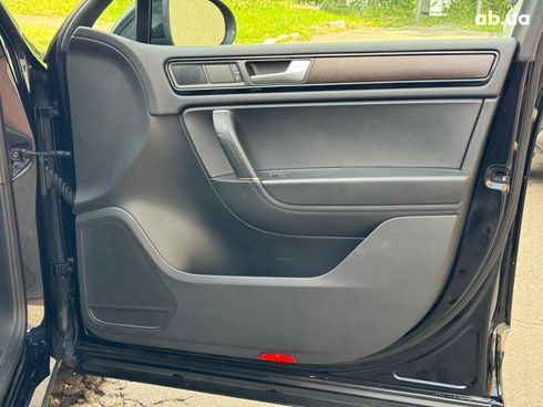 Volkswagen Touareg 2014 черный - фото 28